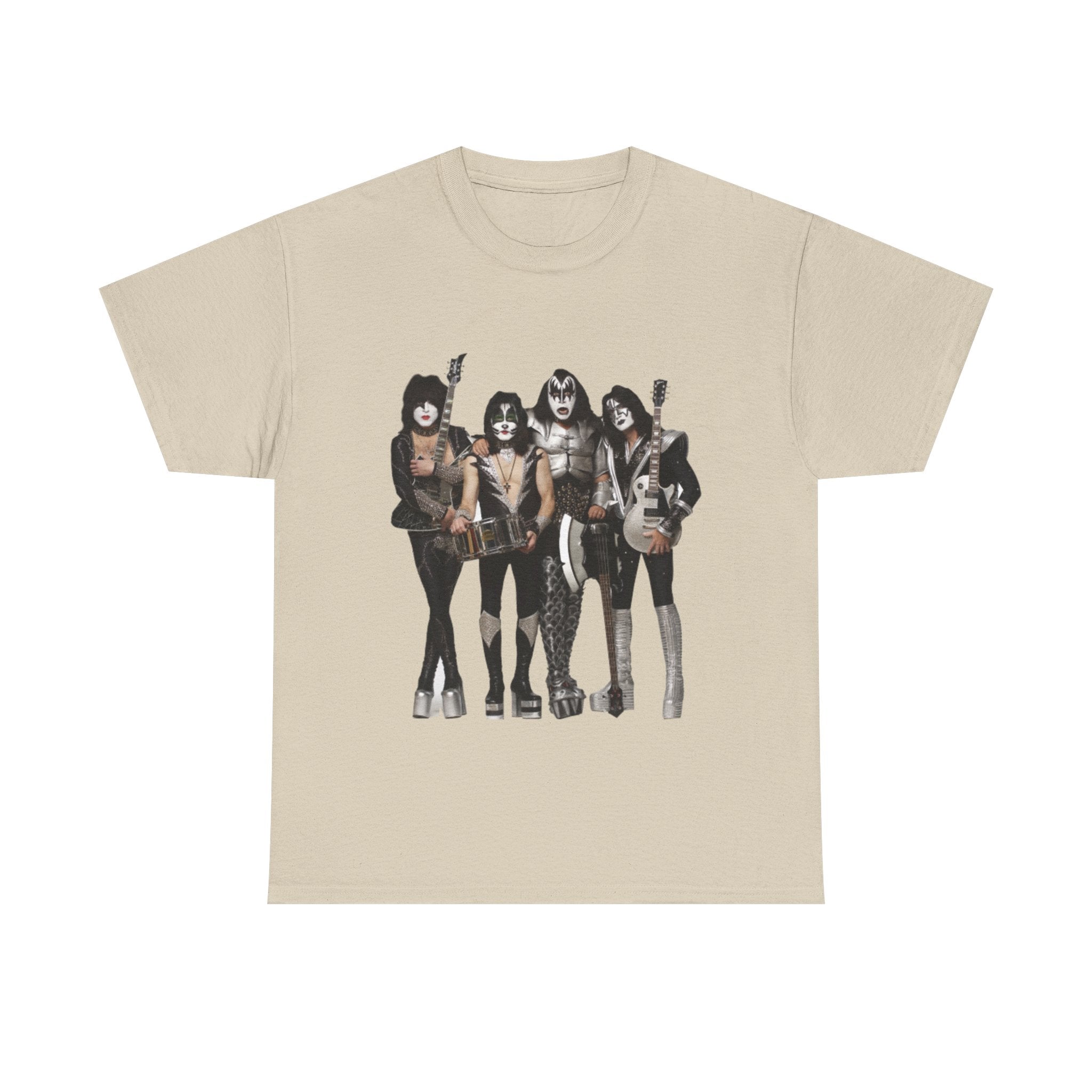 KISS Band Photo Tee – Retro Rock Concert T-Shirt
