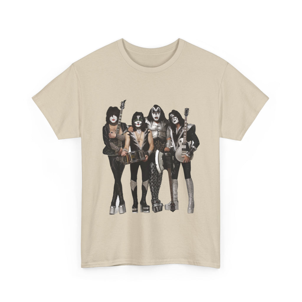 KISS Band Photo Tee – Retro Rock Concert T-Shirt